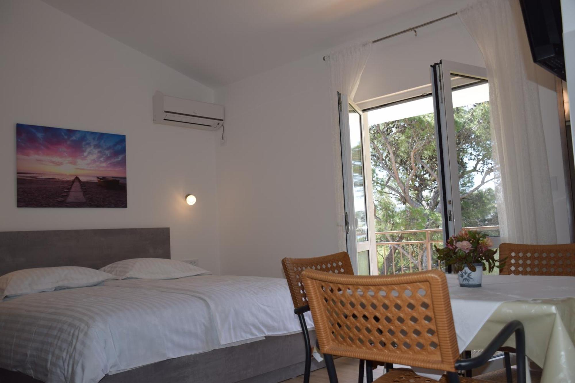 Apartments Popo Stari Grad Kültér fotó